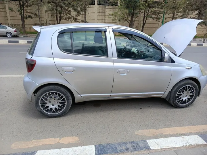 Toyota Vitz 2004 Automatic 1000CC – photo 5