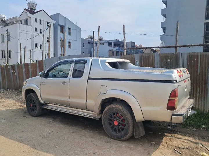 Toyota Hilux 2013 Diesel Manual – photo 4