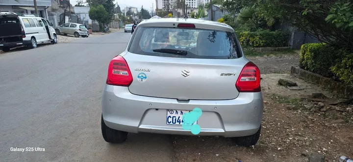 Suzuki Swift 2021 Full Option – photo 4