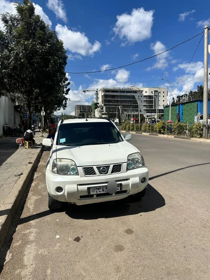 Nissan X-Trail 2009 SUV – photo 8