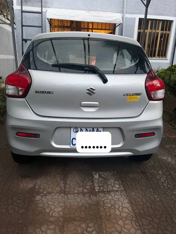 Suzuki Celario 2022 Automatic Full Option – photo 4