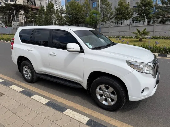 Toyota Prado 2019 Diesel Automatic – photo 4