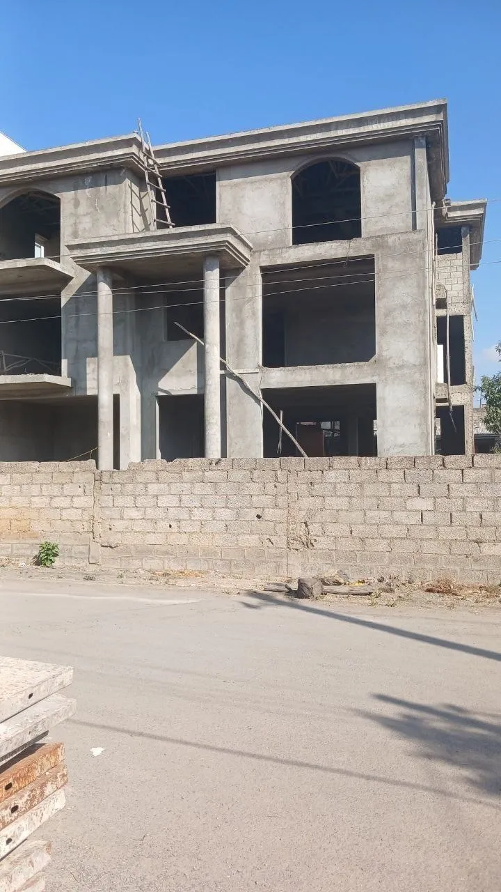 Unfinished Residential House 500 Sqm – photo 4