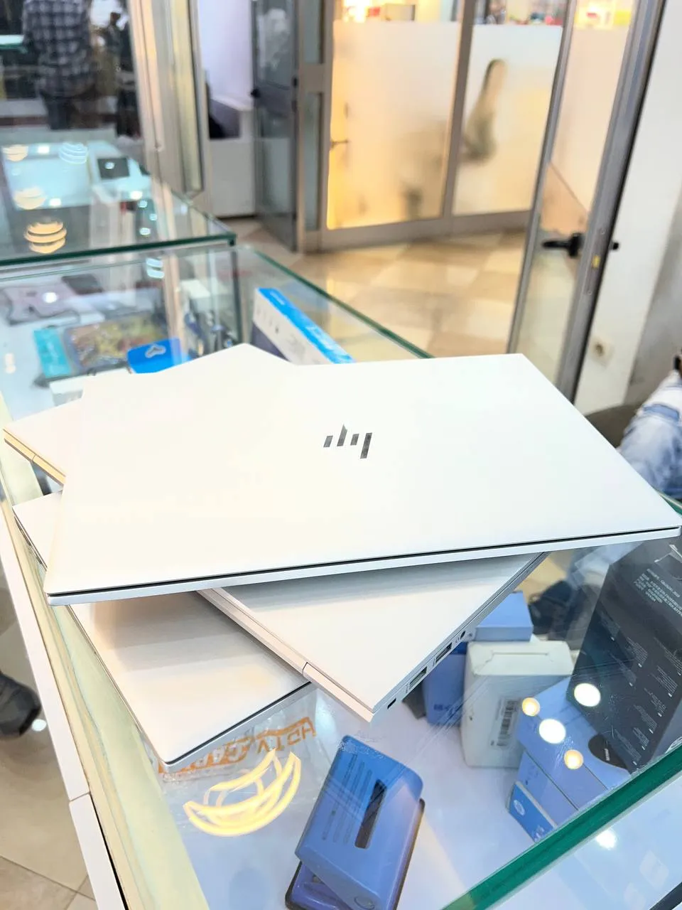 HP Elitebook 840 G8 i5 Laptop – photo 3