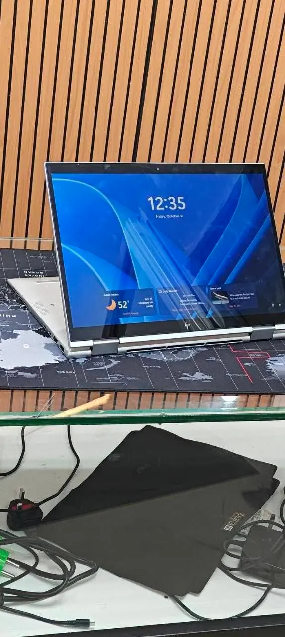 HP EliteBook x360 830 G10 – photo 4
