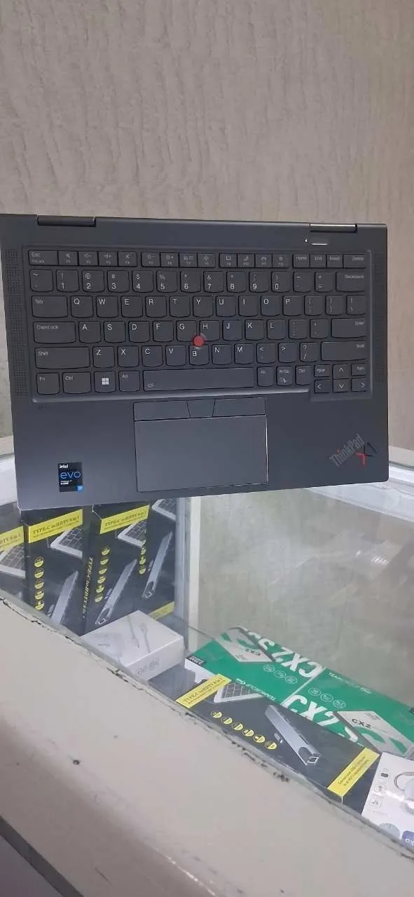 Lenovo ThinkPad X1 Yoga Gen 6 – photo 5
