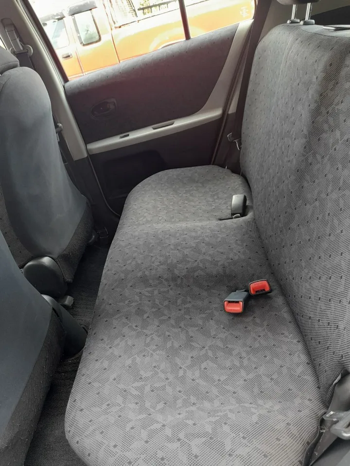 Toyota Yaris Compact 2009 Automatic – photo 4