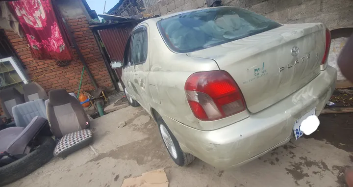 Toyota Platz 2002 Automatic – photo 6