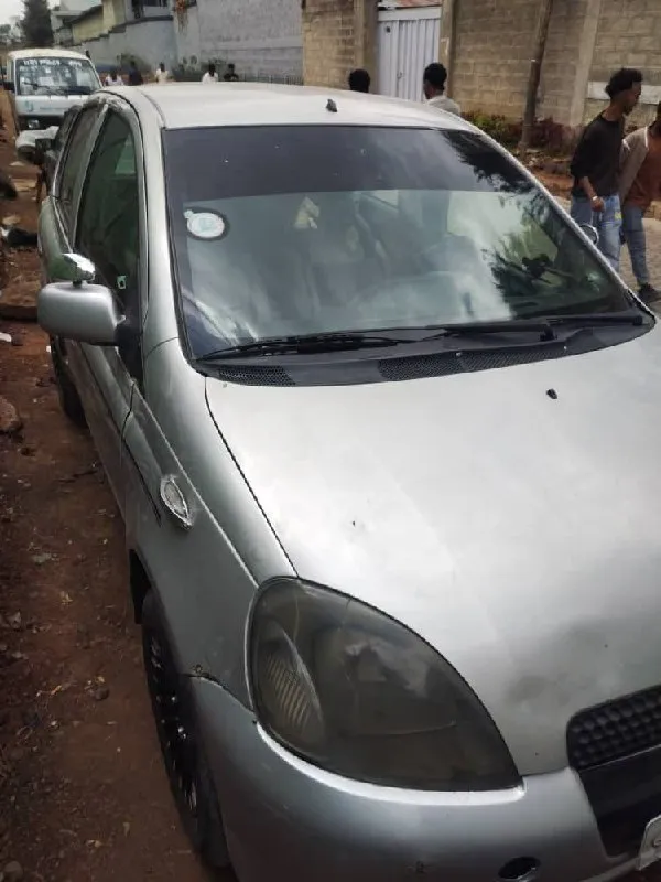 Toyota Vitz 2001 – photo 5