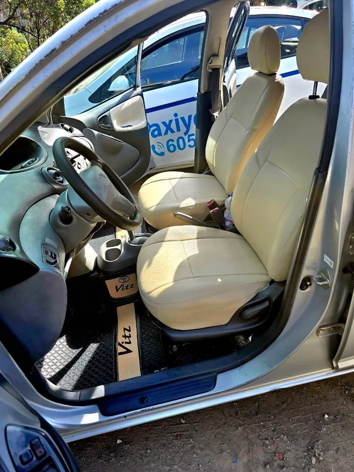 Toyota Vitz 2001 Model – photo 4