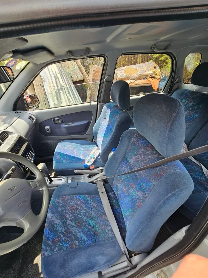 Daihatsu Terios 2000 Automatic – photo 5
