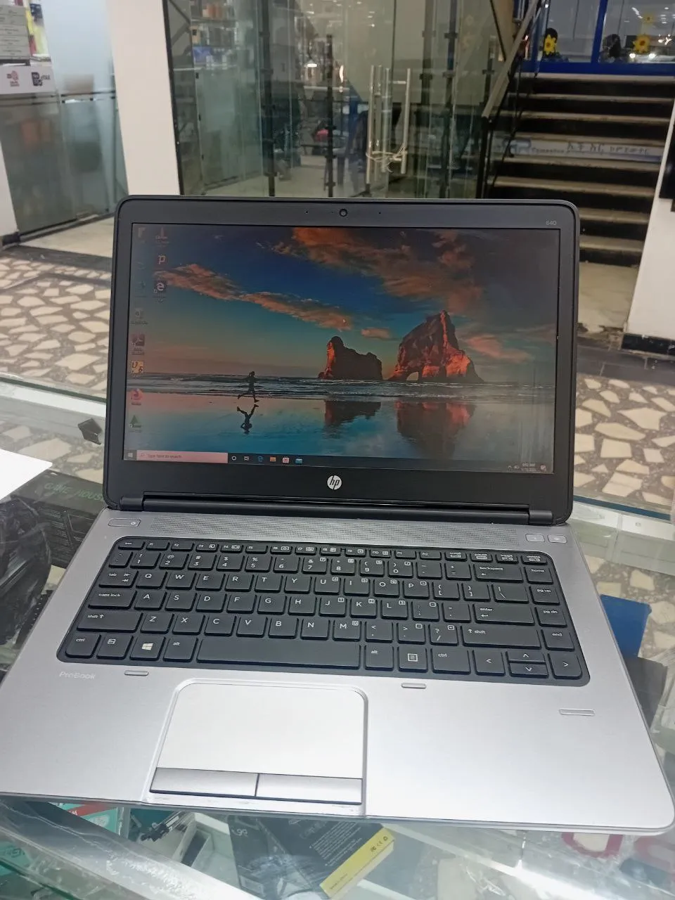 HP ProBook 640 G1 i5 Laptop – photo 4