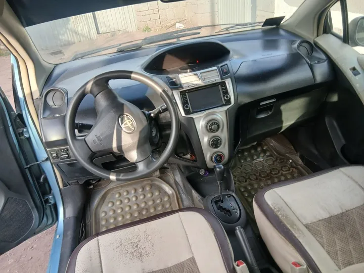 Toyota Vitz 2007 Model – photo 6