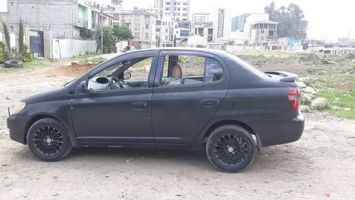 Toyota Platz 2001 Automatic – photo 3