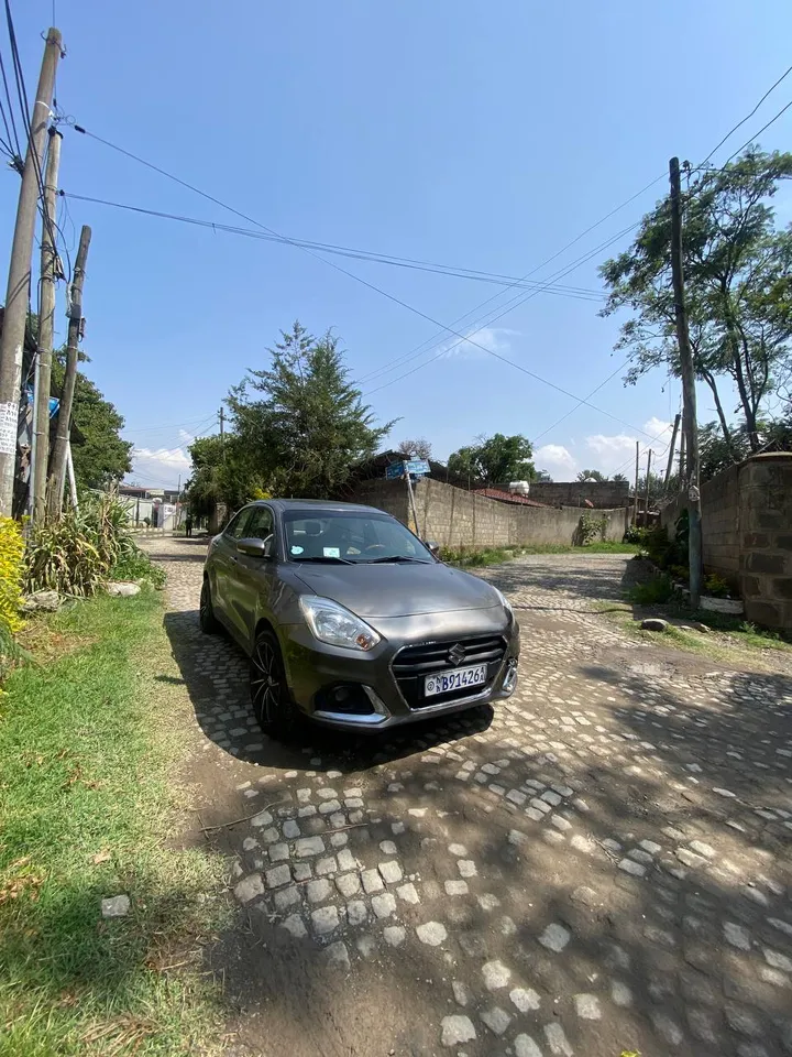Suzuki Dzire 2021 Automatic – photo 3