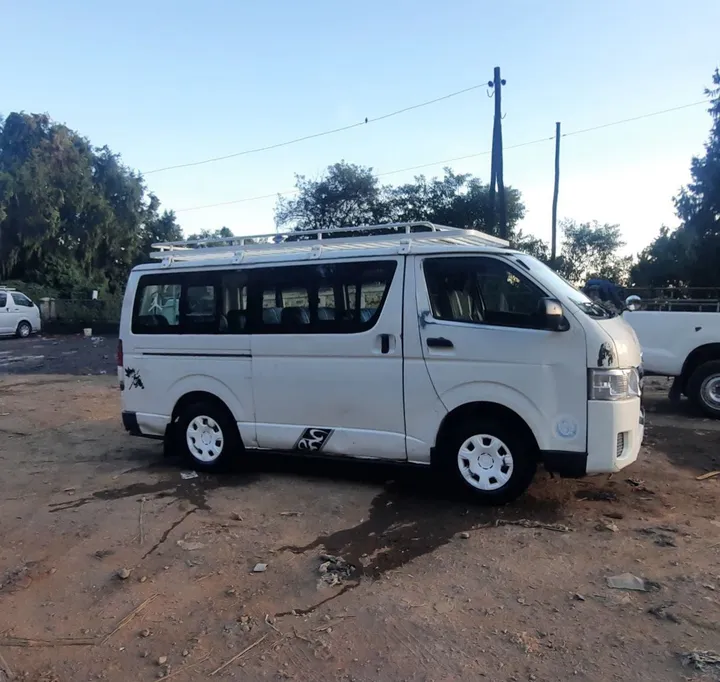 Toyota D4D Abadula 2007 Manual – photo 3