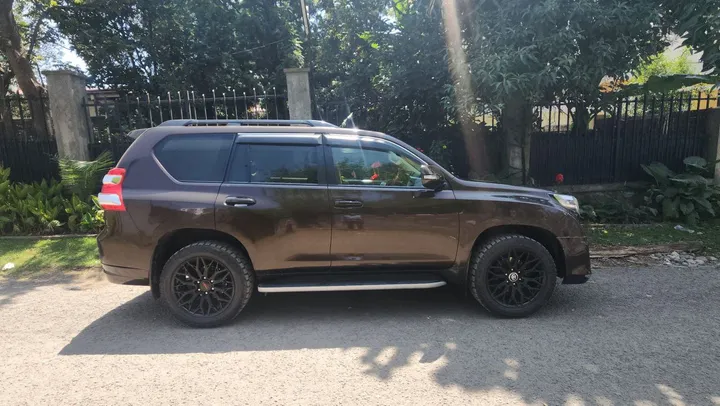 Toyota Landcruiser Prado 2017 – photo 3