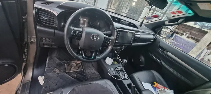 2021 Toyota Hilux Invincible Double Cab – photo 4