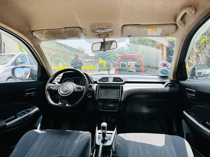 Suzuki Dzire 2022 Automatic – photo 5