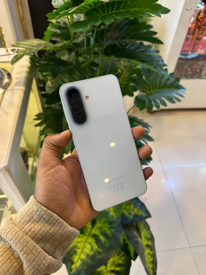 Samsung Galaxy A57 5G – photo 3