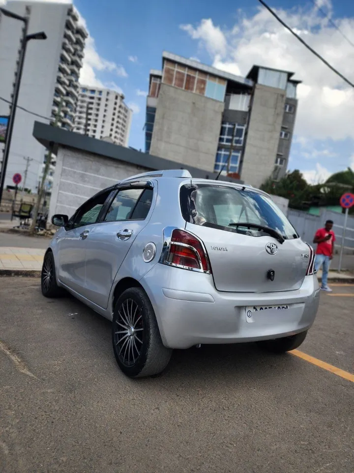 Toyota Yaris Europe 2009 1.0L – photo 9