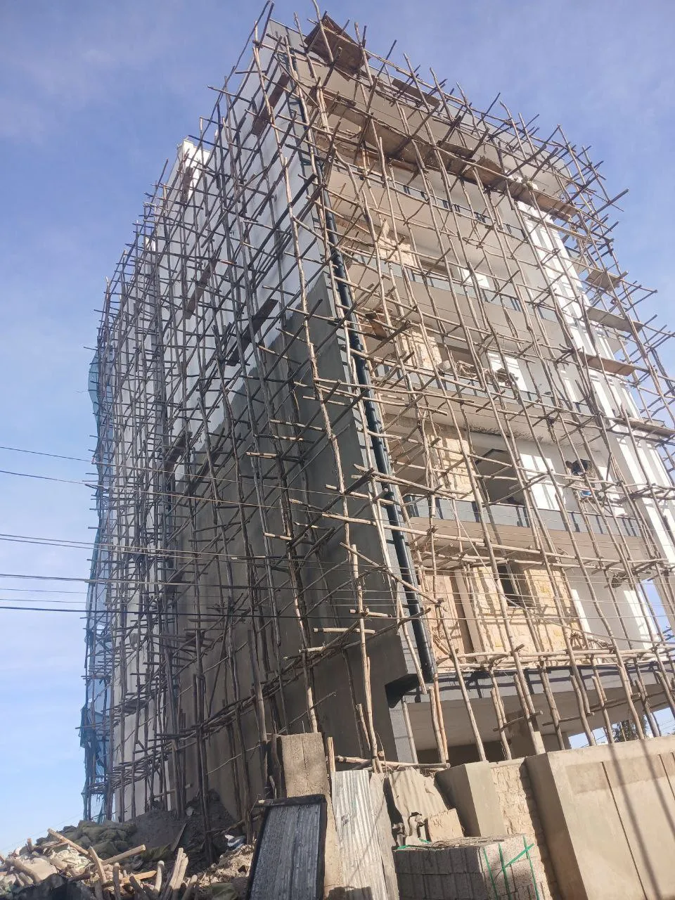190 Sqm Building with 5 Apartments – photo 3