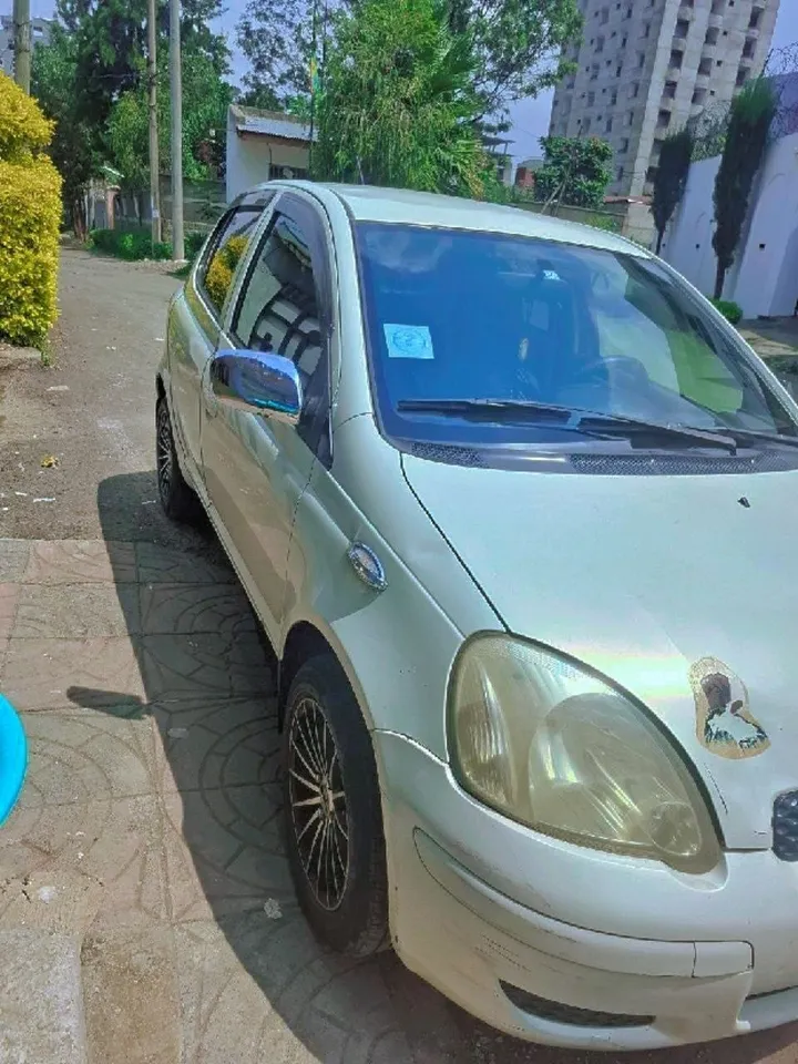 Toyota Vitz 2004 Automatic – photo 8