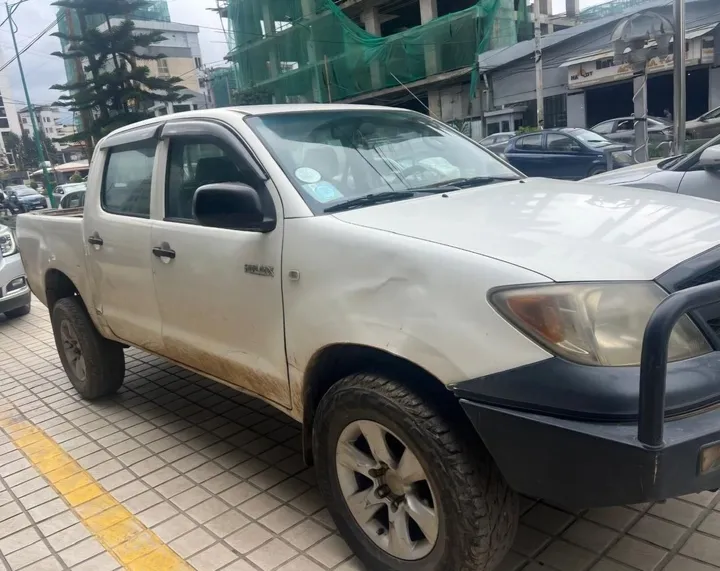 Toyota Hilux Double Cab 2007 – photo 6