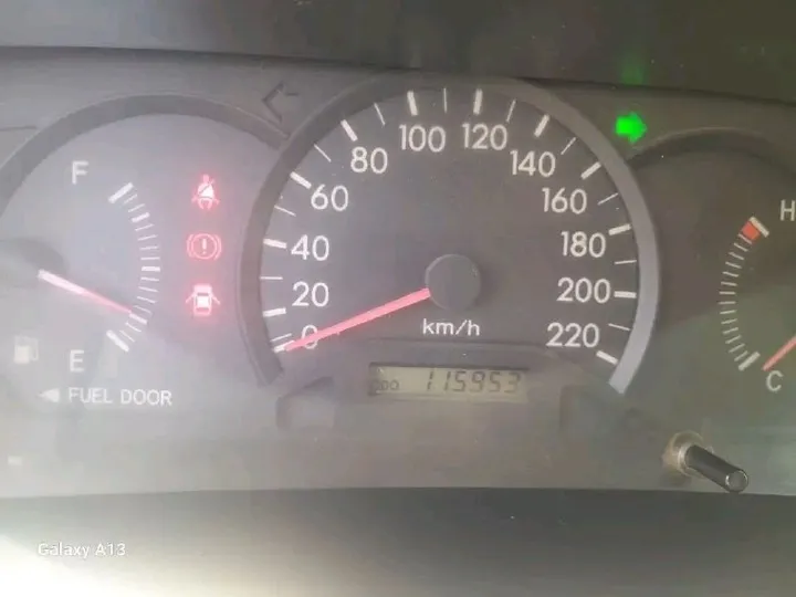 Toyota Corolla 2007 Manual – photo 4