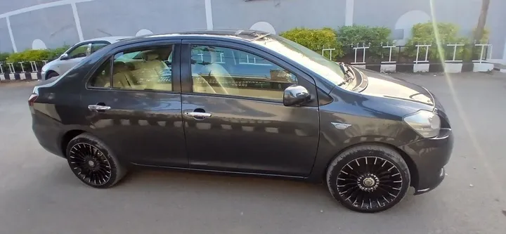 Toyota Yaris Sedan 2007 – photo 5