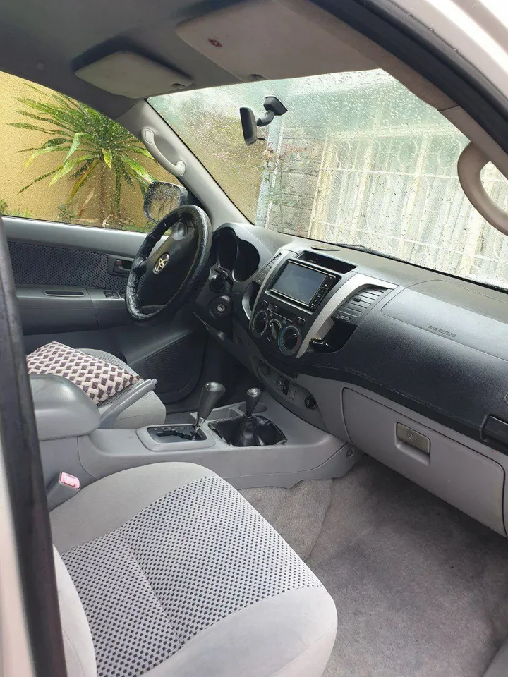 Toyota Hilux Double Cab 2010 – photo 5