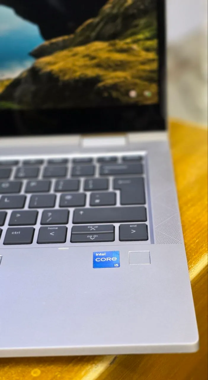 HP EliteBook x360 830 G8 – photo 3