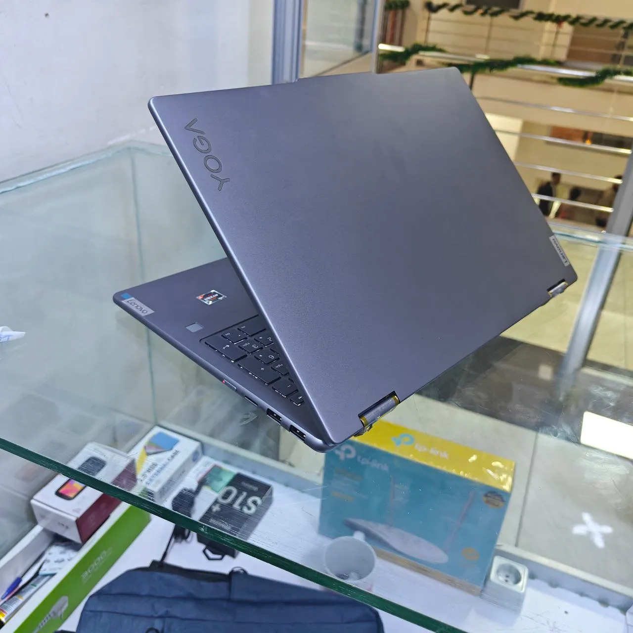 Lenovo Yoga Ryzen 7 7735U – photo 4