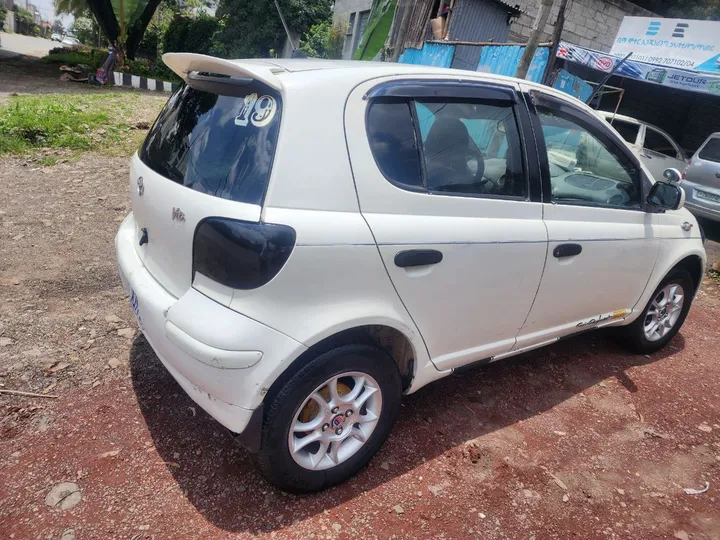 Toyota Vitz 2003 Automatic – photo 5