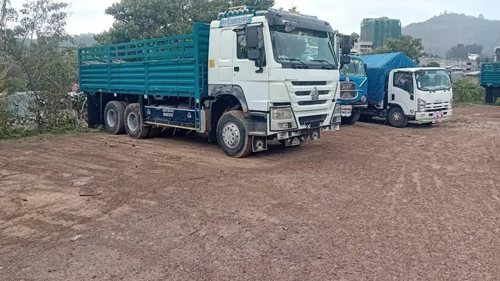 Cargo Truck A40 HP400 – photo 3