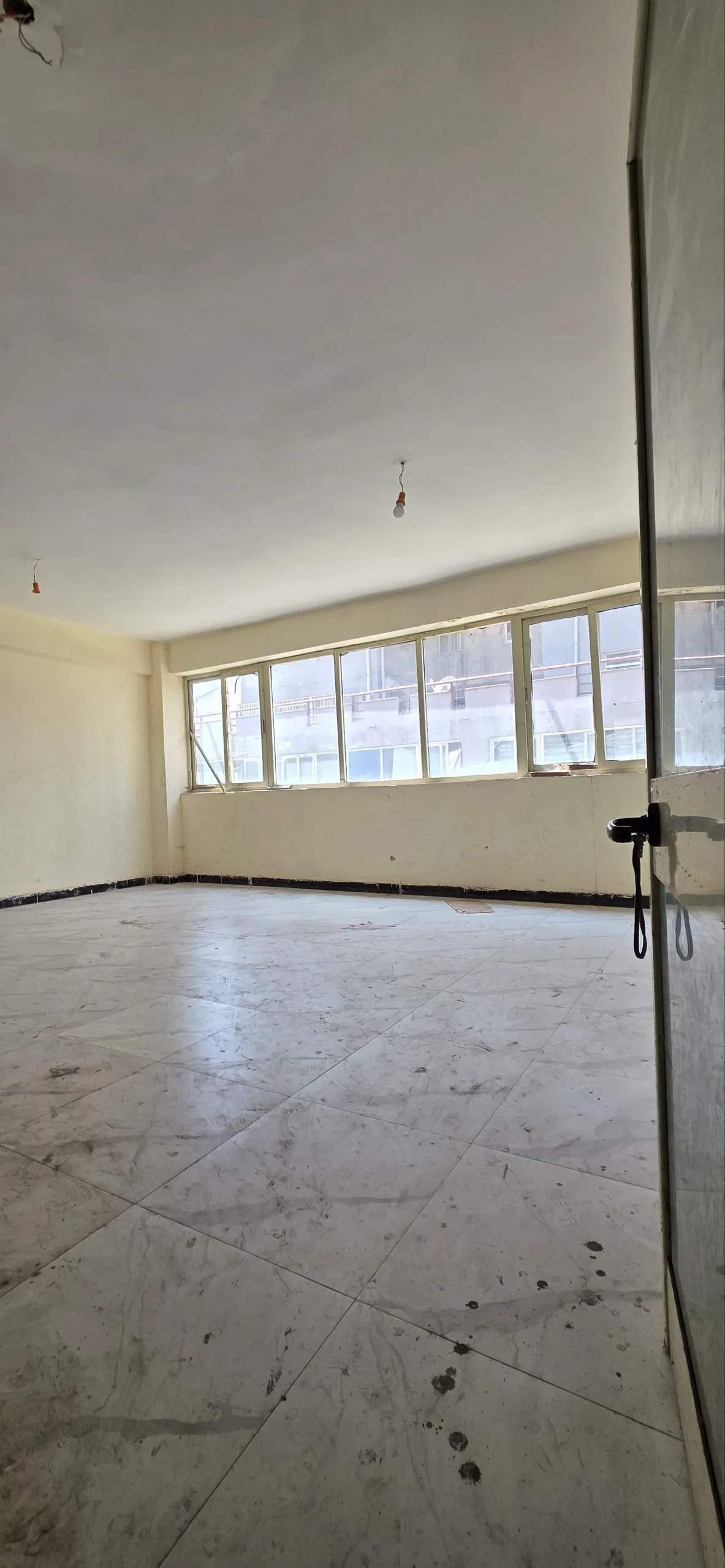64 sqm Ground Floor Shop Ayat – photo 6