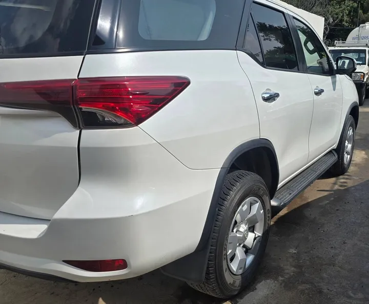 2023 Toyota Fortuner – photo 5