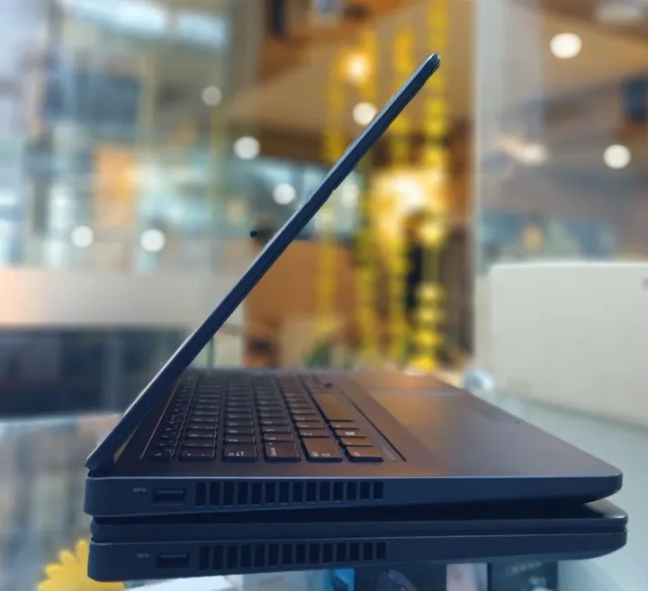 Dell Latitude E5470 i3 Laptop – photo 3