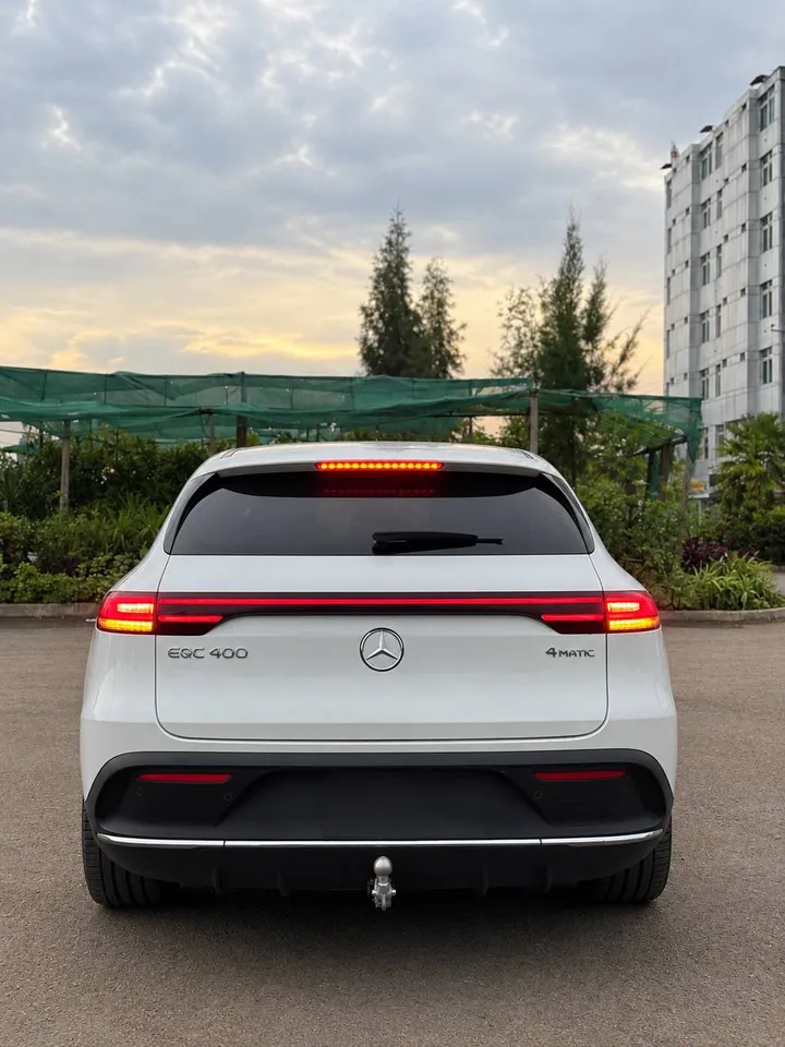 Mercedes-Benz EQC 400 4Matic – photo 3