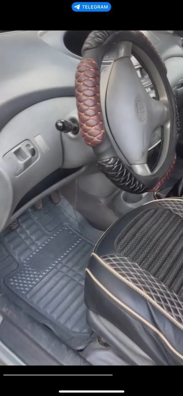 Toyota Vitz Yaris 2002 – photo 4