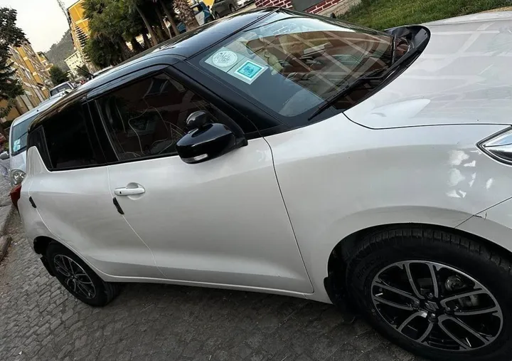 Suzuki Swift 2022 Full Option – photo 4
