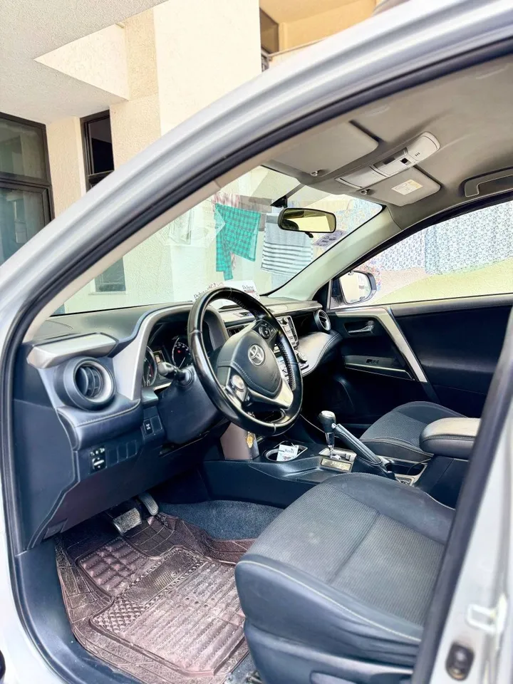 Toyota RAV4 2016 2.0L Automatic – photo 7