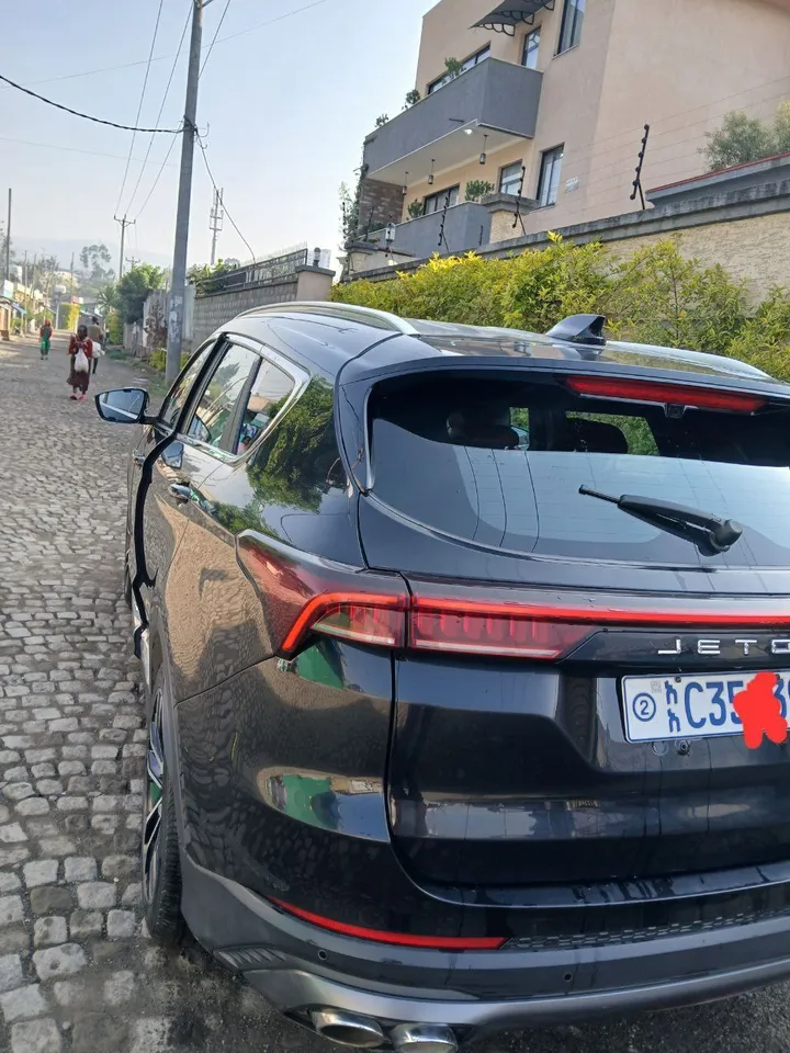 Jetour X70 Plus 2022 – photo 4