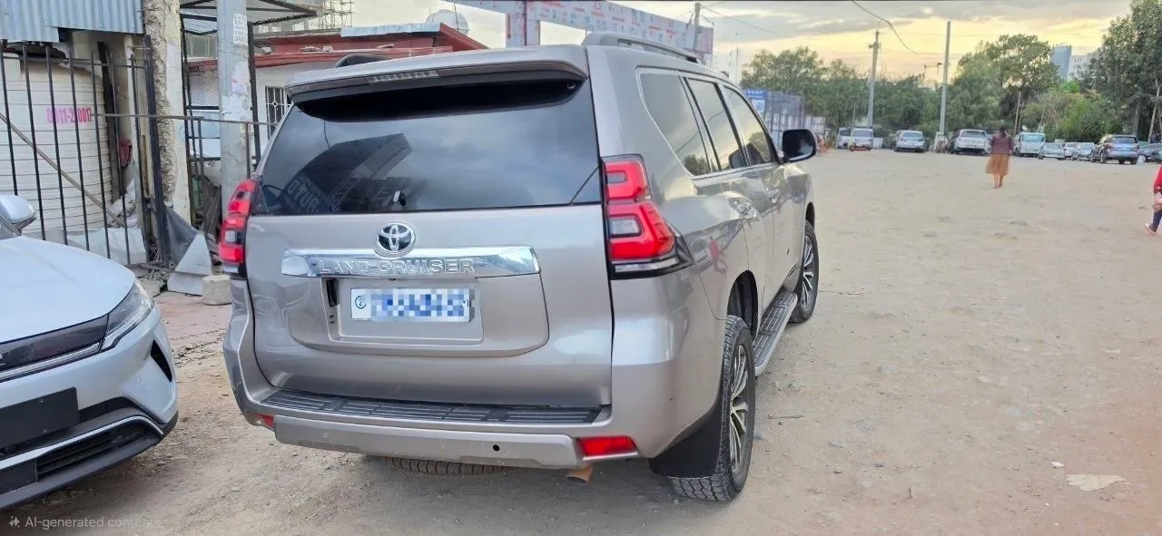 Toyota Land Cruiser Prado 2021 – photo 7