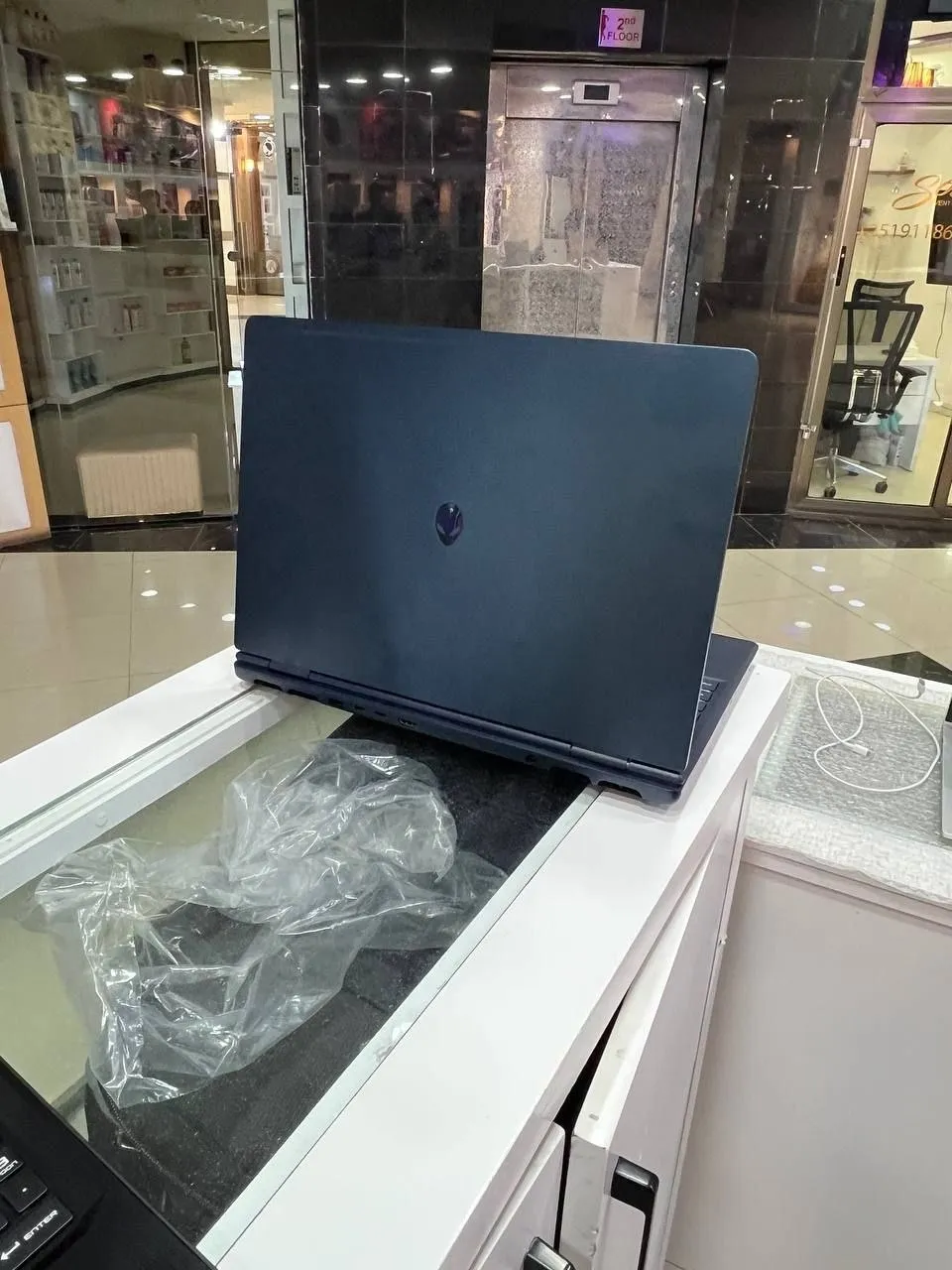 Alienware 16X Aurora RTX 5060 Laptop – photo 6