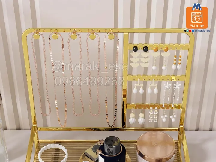Jewelry and Cosmetics Organizing Rack – photo 3