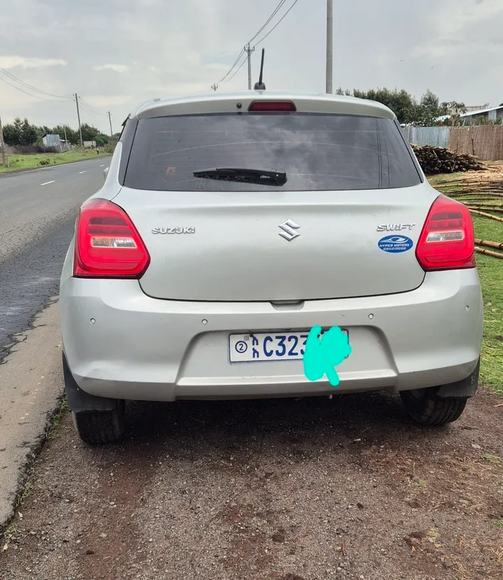 Suzuki Swift 2022 – photo 3