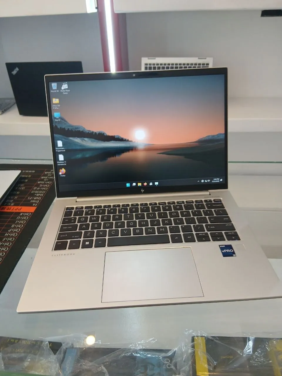 HP EliteBook 840 G9 i7 Laptop – photo 5