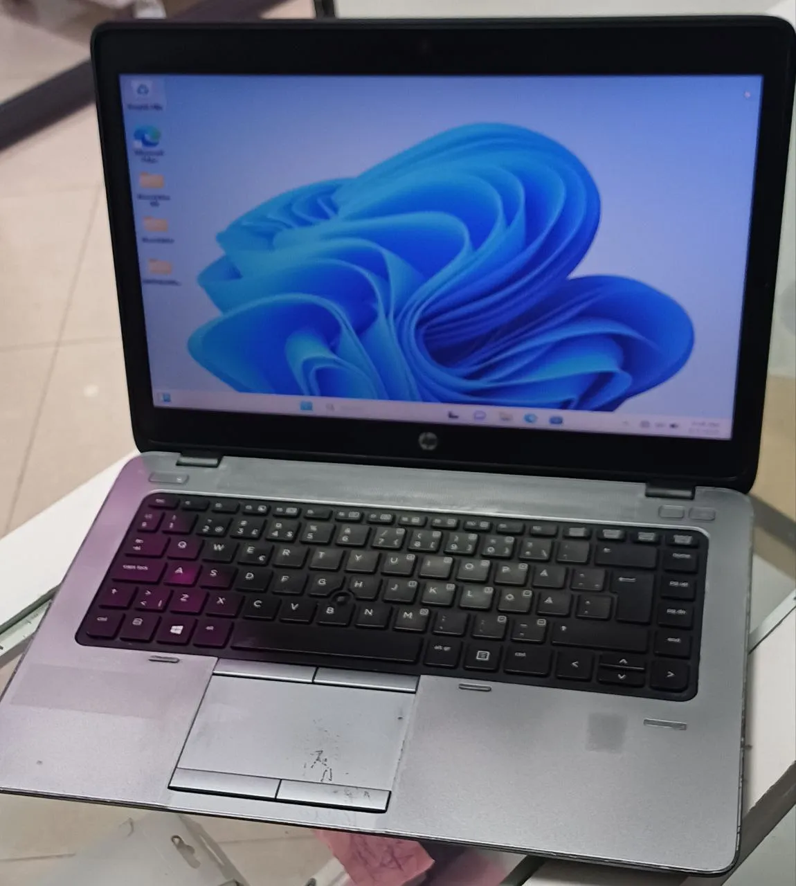 HP EliteBook 840 G2 Core i5 Laptop – photo 3