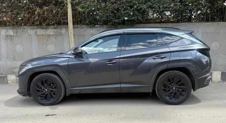 Hyundai Tucson 2022 SUV – photo 3
